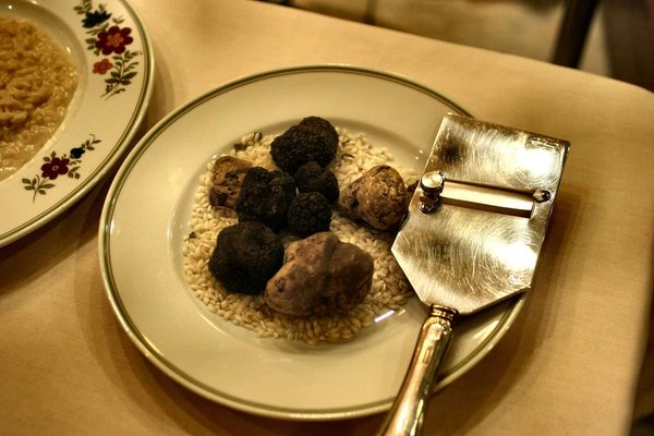 Can you prepare a luxurious truffle-infused dish without breaking the bank?
